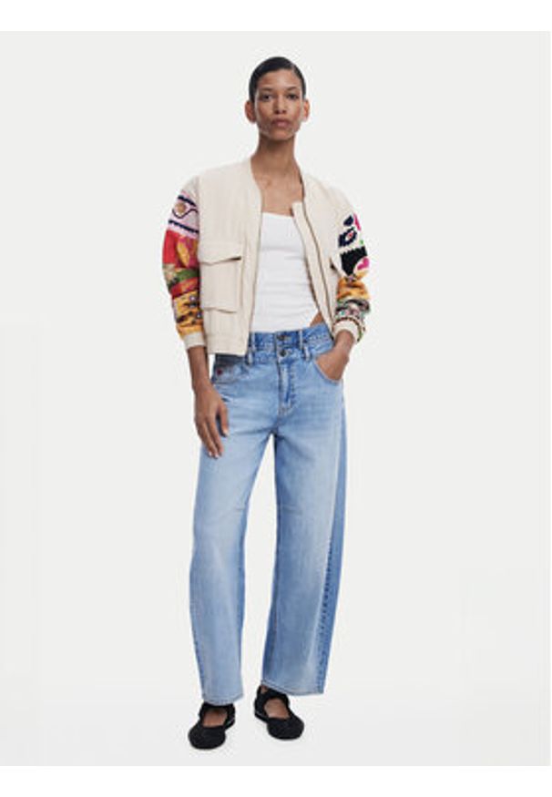 Desigual Kurtka bomber Austin 25SWEW51 Beżowy Regular Fit. Kolor: beżowy. Materiał: len, wiskoza