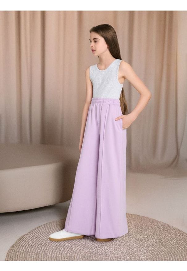 Sinsay - Spodnie wide leg - fioletowy. Kolor: fioletowy