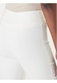 Rinascimento Spodnie materiałowe CFC0127876003 Biały Slim Fit. Kolor: biały. Materiał: syntetyk #4
