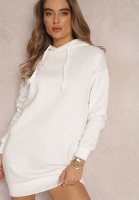 Renee - Biała Bluza Długa z Kapturem Posetrius. Okazja: do pracy, na spacer, na co dzień, na spotkanie biznesowe. Typ kołnierza: kaptur. Kolor: biały. Materiał: polar, jeans. Długość rękawa: długi rękaw. Długość: długie. Styl: casual, elegancki, sportowy, biznesowy