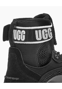 Ugg - UGG - Czarne sneakersy La Cloud. Okazja: na co dzień. Wysokość cholewki: przed kolano. Zapięcie: bez zapięcia. Kolor: czarny. Materiał: neopren, materiał. Szerokość cholewki: normalna. Sezon: zima, jesień #8