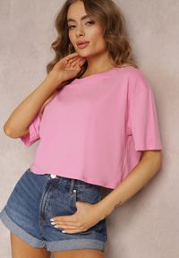 Renee - Różowy T-shirt o Fasonie Cropped Oversize Brighta. Kolor: różowy. Materiał: jeans