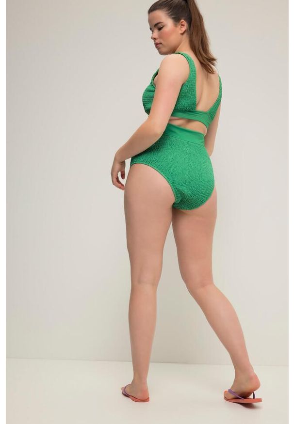 ULLA POPKEN - Damskie Figi bikini faktura wysoki stan pas w kopertowym stylu. Stan: podwyższony. Kolekcja: plus size. Kolor: zielony. Materiał: poliester, elastan, poliamid, materiał