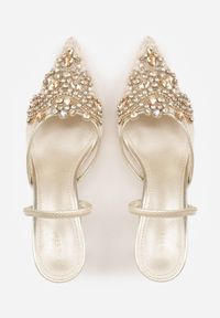 Born2be - Złote Czółenka na Szpilce VICES z Paskiem na Piętę Koronką i Aplikacją Clymellia. Okazja: na komunię, na wesele, na ślub cywilny. Zapięcie: pasek. Kolor: złoty. Materiał: koronka. Wzór: aplikacja, koronka. Obcas: na szpilce. Styl: wizytowy, glamour, elegancki #5