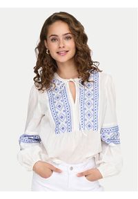 JDY Bluzka Lulu 15345478 Biały Regular Fit. Kolor: biały. Materiał: bawełna #4