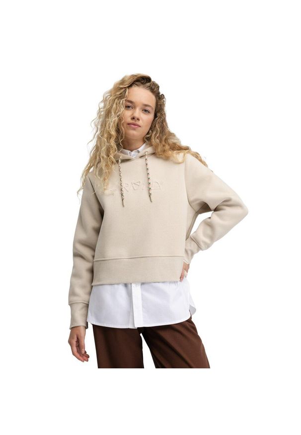 SIROKO - Damska bluza crop top z kapturem Siroko Jolla-W Sand. Typ kołnierza: kaptur. Kolor: beżowy. Materiał: prążkowany, materiał. Długość: krótkie
