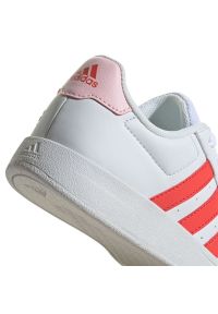 Adidas - Buty adidas Breaknet Lifestyle Court Lace Jr HP8960 białe. Okazja: na co dzień. Zapięcie: sznurówki. Kolor: biały. Materiał: materiał, syntetyk, guma. Szerokość cholewki: normalna #2