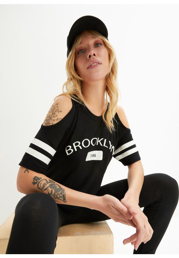 bonprix - Shirt z miękkiej wiskozy. Kolor: czarny. Materiał: wiskoza. Wzór: napisy, nadruk, aplikacja