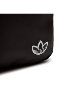 Adidas - adidas Plecak Pe Bp IJ5006 Czarny. Kolor: czarny. Materiał: materiał