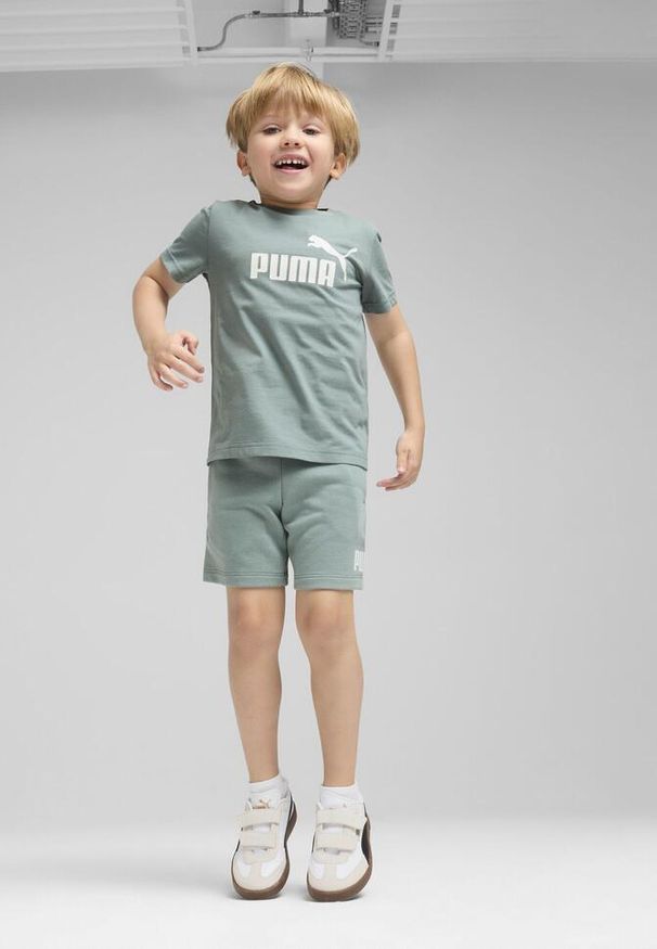 Puma - Dziecięca koszulka ESS z logo No. 1 PUMA Green Moon. Kolor: zielony. Materiał: guma. Wzór: nadruk