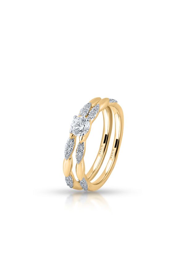 W.KRUK - Pierścionek złoty z diamentami. Materiał: złote. Kolor: złoty. Kamień szlachetny: diament, brylant