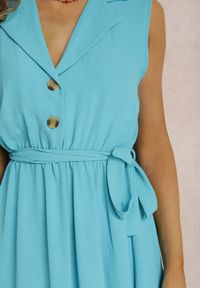 Renee - Niebieska Sukienka z Paskiem Phellialla. Typ kołnierza: dekolt w kształcie V. Kolor: niebieski. Długość rękawa: bez rękawów. Długość: midi