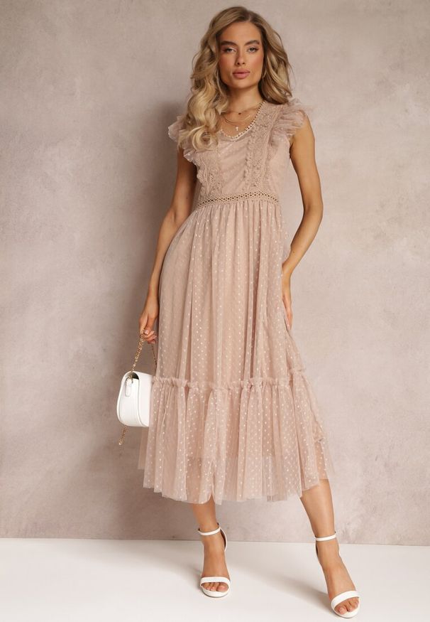 Renee - Beżowa Sukienka Lasthameia. Typ kołnierza: kołnierz z falbankami. Kolor: beżowy. Materiał: tkanina, tiul, koronka. Długość rękawa: krótki rękaw. Wzór: ażurowy, kropki. Typ sukienki: rozkloszowane. Styl: wizytowy. Długość: midi