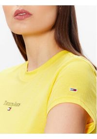 Tommy Jeans T-Shirt Essential Logo DW0DW15444 Żółty Cropped Fit. Kolor: żółty. Materiał: bawełna, syntetyk #9
