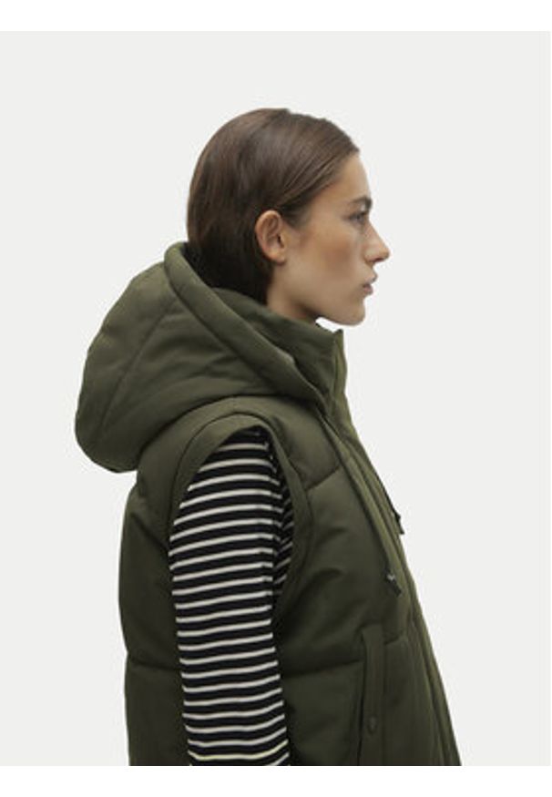 Vero Moda Płaszcz zimowy Margaret 10299498 Szary Regular Fit. Kolor: szary. Materiał: syntetyk. Sezon: zima