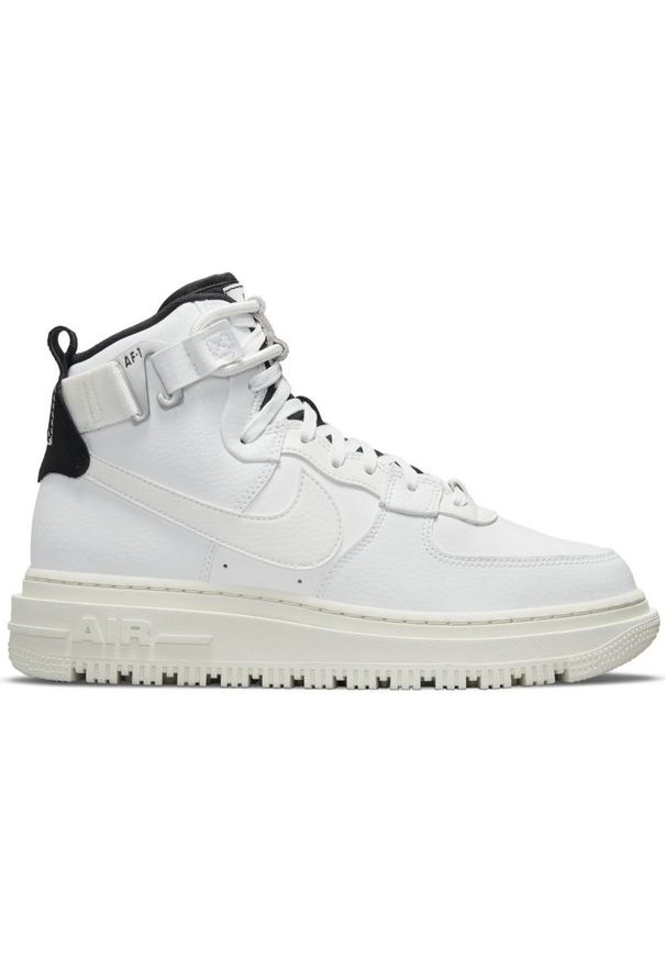 Buty Nike Air Force 1 High Utility 2.0 W DC3584-100 białe. Zapięcie: sznurówki. Kolor: biały. Materiał: skóra, guma. Model: Nike Air Force