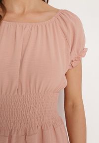 Born2be - Ciemnoróżowa Rozkloszowana Sukienka Typu Hiszpanka z Gumką w Pasie Tiadella. Okazja: na co dzień. Typ kołnierza: dekolt hiszpanka. Kolor: różowy. Długość rękawa: krótki rękaw. Sezon: wiosna, lato. Typ sukienki: proste. Styl: casual, elegancki #3