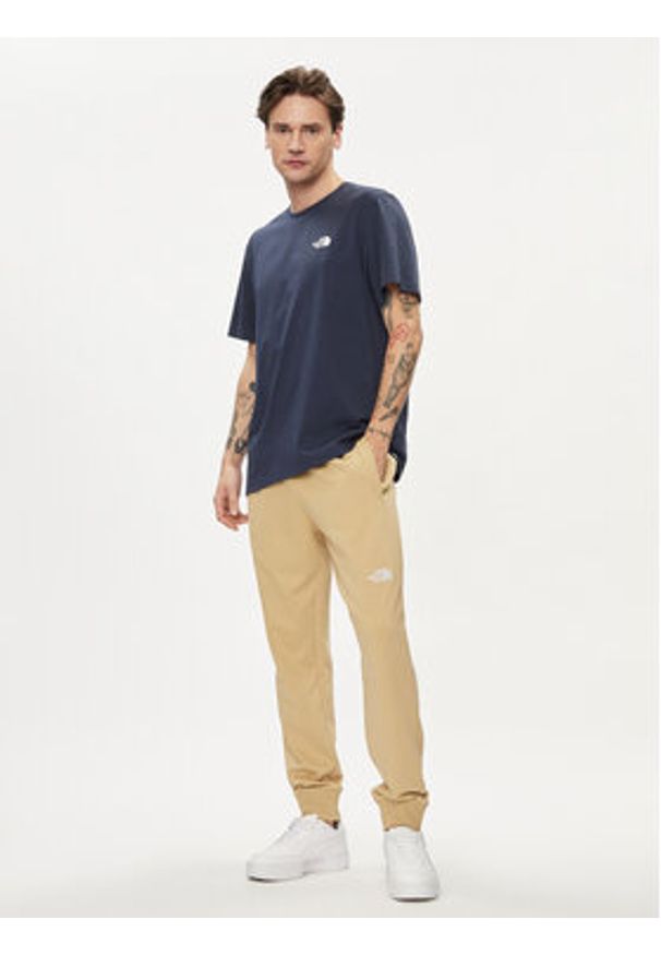 The North Face T-Shirt Simple Dome NF0A87NG Granatowy Regular Fit. Kolor: niebieski. Materiał: bawełna
