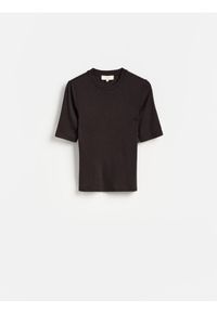 Reserved - Dzianinowy t-shirt z lyocellem - ciemnobrązowy. Kolor: brązowy. Materiał: dzianina #1