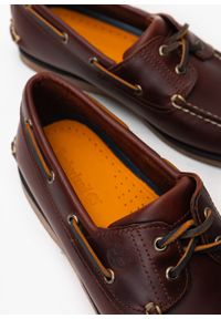 Timberland Classic Boat 2 Eye Mokasyny męskie. Okazja: na co dzień. Zapięcie: sznurówki. Kolor: brązowy. Materiał: guma, skóra. Szerokość cholewki: normalna. Sezon: lato. Styl: casual, elegancki, klasyczny #2