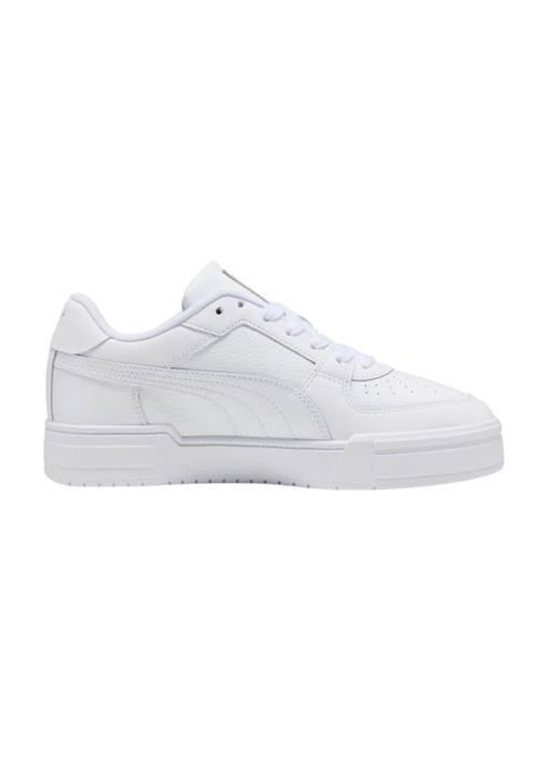 Buty do chodzenia damskie Puma California Pro Classic Ii. Zapięcie: sznurówki. Kolor: biały. Materiał: guma, skóra, tkanina, materiał, syntetyk. Szerokość cholewki: normalna. Sport: turystyka piesza