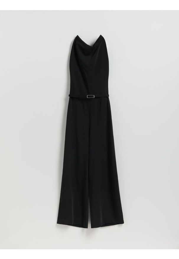 Reserved - Kombinezon z paskiem - czarny. Kolor: czarny. Materiał: materiał. Wzór: gładki