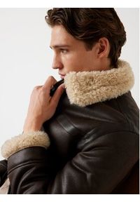 Guess Kurtka przejściowa 179663 Brązowy Classic Fit. Kolor: brązowy #5