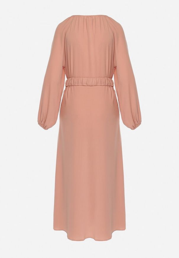 Born2be - Ciemnoróżowa Luźna Sukienka Maxi z Guzikami i Paskiem z Ozdobną Klamrą Liriti. Kolor: różowy. Wzór: aplikacja. Długość: maxi