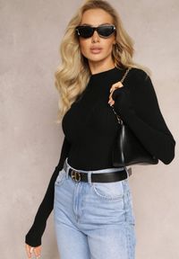 Renee - Czarny Dopasowany Sweter z Prążkami i Ozdobnym Tłoczeniem Linametta. Kolor: czarny. Materiał: jeans. Wzór: prążki. Styl: elegancki #5