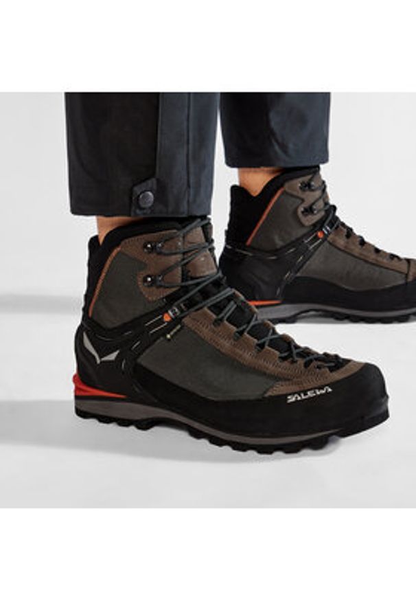 Salewa Trekkingi Ms Crow Gtx GORE-TEX 7512 Czarny. Kolor: czarny. Materiał: materiał. Technologia: Gore-Tex. Sport: turystyka piesza