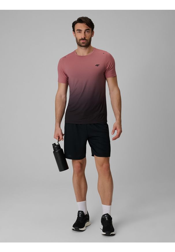 4f - 4F Koszulka treningowa regular szybkoschnąca męska - koralowa XL. Kolor: pomarańczowy. Materiał: materiał, tkanina. Długość: krótkie. Sport: fitness