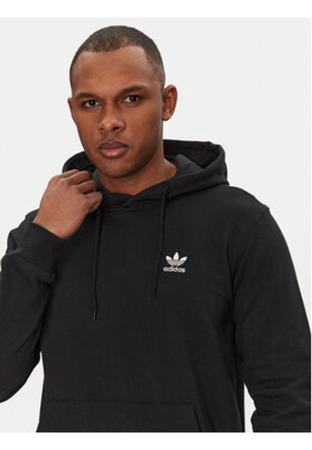 Adidas - adidas Bluza Trefoil Essentials JD2404 Czarny Regular Fit. Kolor: czarny. Materiał: bawełna