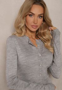 Renee - Szary Rozpinany Kardigan Ozdobiony Ściągaczem Omelle. Typ kołnierza: dekolt w serek. Kolor: szary. Materiał: jeans. Wzór: aplikacja. Styl: elegancki #5