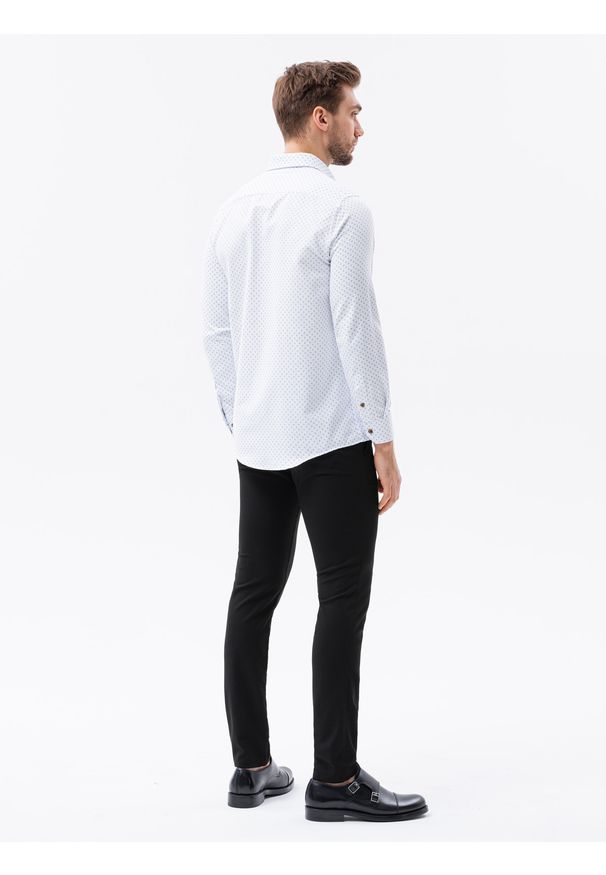Ombre Clothing - Koszula męska w drobny geometryczny wzór REGULAR FIT - biała K616 - XXL. Okazja: do pracy, na spotkanie biznesowe. Kolor: biały. Materiał: bawełna, poliester. Długość rękawa: długi rękaw. Długość: długie. Wzór: geometria. Styl: klasyczny, biznesowy