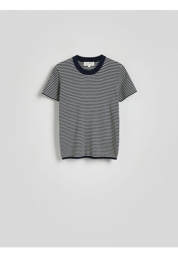 Reserved - Bawełniany t-shirt w paski - granatowy. Kolor: niebieski. Materiał: bawełna. Wzór: paski
