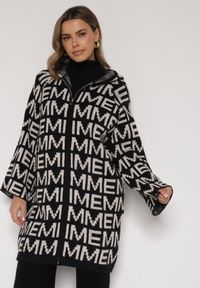Born2be - Czarno-Biały Rozpinany Kardigan z Kapturem z Motywem Liter Belletusa. Okazja: na co dzień. Typ kołnierza: kaptur. Kolor: czarny. Materiał: jeans. Styl: casual #4