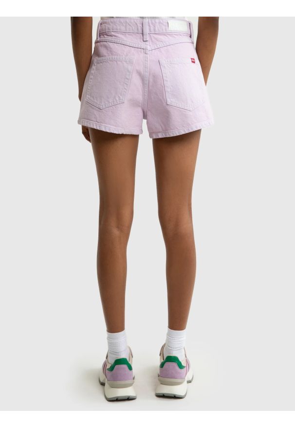 Big-Star - Szorty damskie jeansowe fioletowe Katie 850. Kolor: fioletowy. Materiał: jeans. Sezon: lato. Styl: elegancki, klasyczny