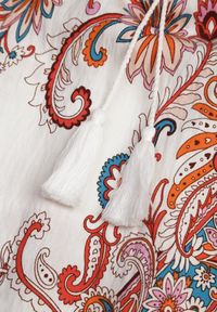 Born2be - Czerwona Wiskozowa Bluzka w Etniczny Wzór z Frędzlami w Stylu Boho Raimine. Okazja: do pracy, na co dzień. Kolor: czerwony. Materiał: wiskoza. Wzór: gładki. Styl: boho #2