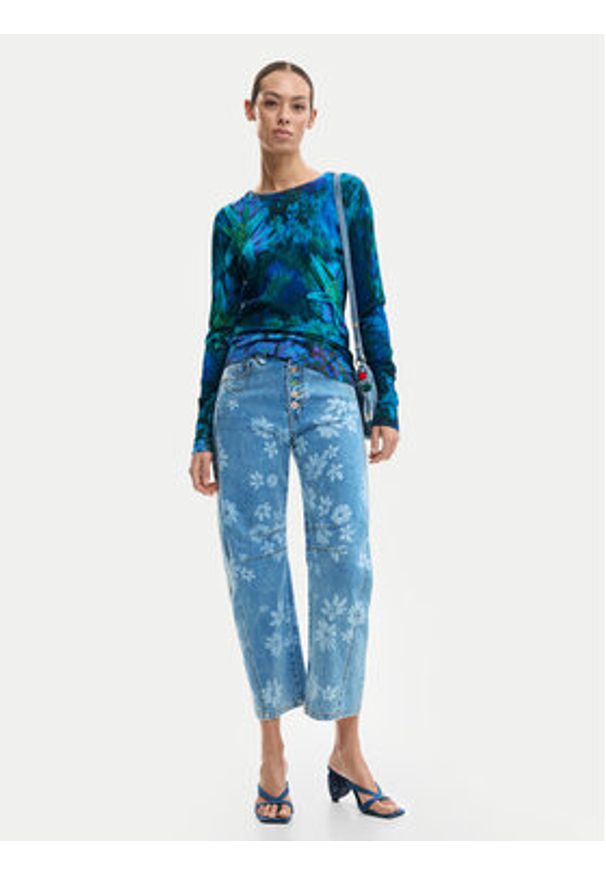 Desigual Sweter Suecia 26SWJF36 Niebieski Regular Fit. Kolor: niebieski. Materiał: wiskoza