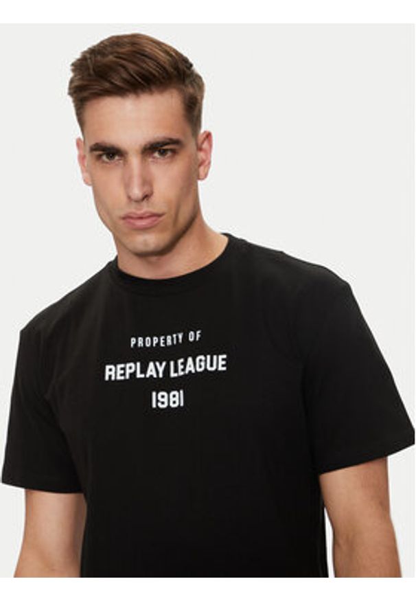 Replay T-Shirt M6925 .000.23608P Czarny Regular Fit. Kolor: czarny. Materiał: bawełna