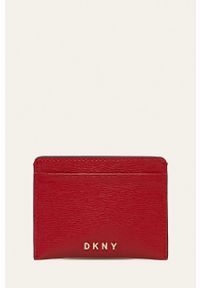 DKNY - Dkny etui na karty skórzane kolor czerwony. Kolor: czerwony. Materiał: skóra. Wzór: gładki