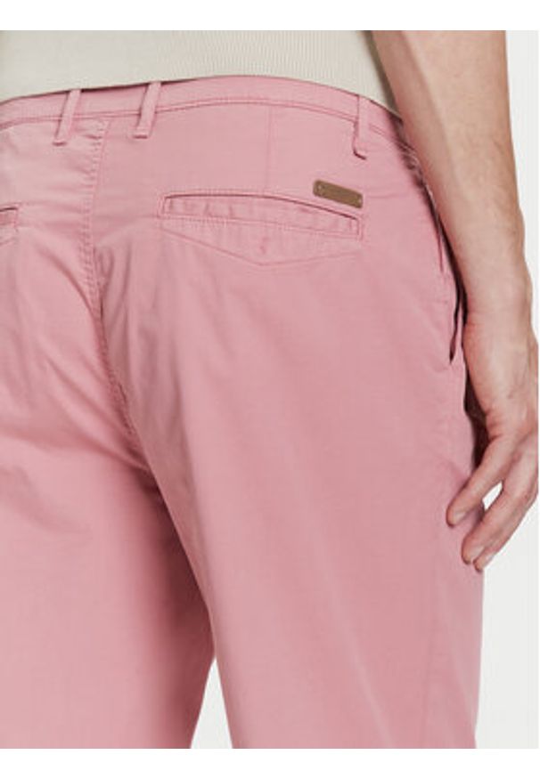 Baldessarini Szorty materiałowe B1 16939.2402 Różowy Slim Fit. Kolor: różowy. Materiał: bawełna