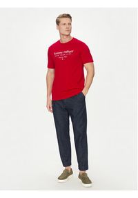 TOMMY HILFIGER - Tommy Hilfiger T-Shirt Center Stack MW0MW38621 Czerwony Regular Fit. Kolor: czerwony. Materiał: bawełna #4