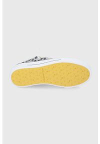 Karl Lagerfeld tenisówki KAMPUS MAX damskie kolor szary. Nosek buta: okrągły. Zapięcie: sznurówki. Kolor: szary. Materiał: guma. Obcas: na platformie #5