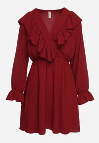 Born2be - Bordowa Rozkloszowana Sukienka o Kopertowym Kroju z Falbankami Celonara. Okazja: na imprezę. Typ kołnierza: kołnierz z falbankami. Kolor: czerwony. Typ sukienki: kopertowe. Styl: elegancki #4