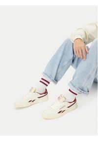 Reebok Sneakersy EO-CLUB C REVENGE VINTAGE 100233964 Écru. Materiał: skóra. Model: Reebok Club #8