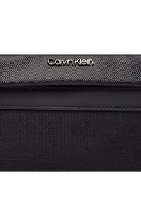 Calvin Klein Saszetka nerka Ck Remonte Waistbag K50K509732 Czarny. Kolor: czarny. Materiał: materiał #4