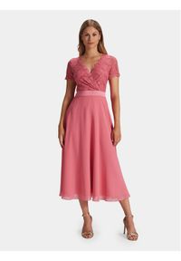 Swing Sukienka koktajlowa 5AG11100 Różowy Regular Fit. Kolor: różowy. Materiał: syntetyk. Styl: wizytowy #1