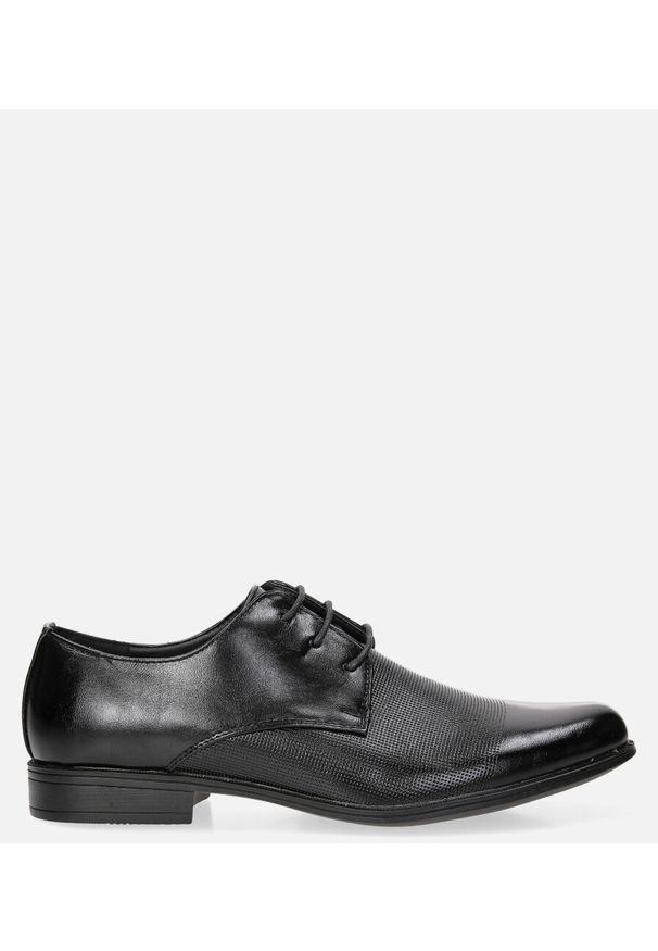 Casu - Czarne buty wizytowe sznurowane casu lxc410. Kolor: czarny. Styl: wizytowy