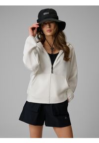 4f - 4F Bluza dresowa regular z kapturem damska - biała L. Okazja: na co dzień. Typ kołnierza: kaptur. Kolor: biały. Materiał: dresówka. Styl: casual, sportowy, klasyczny #1